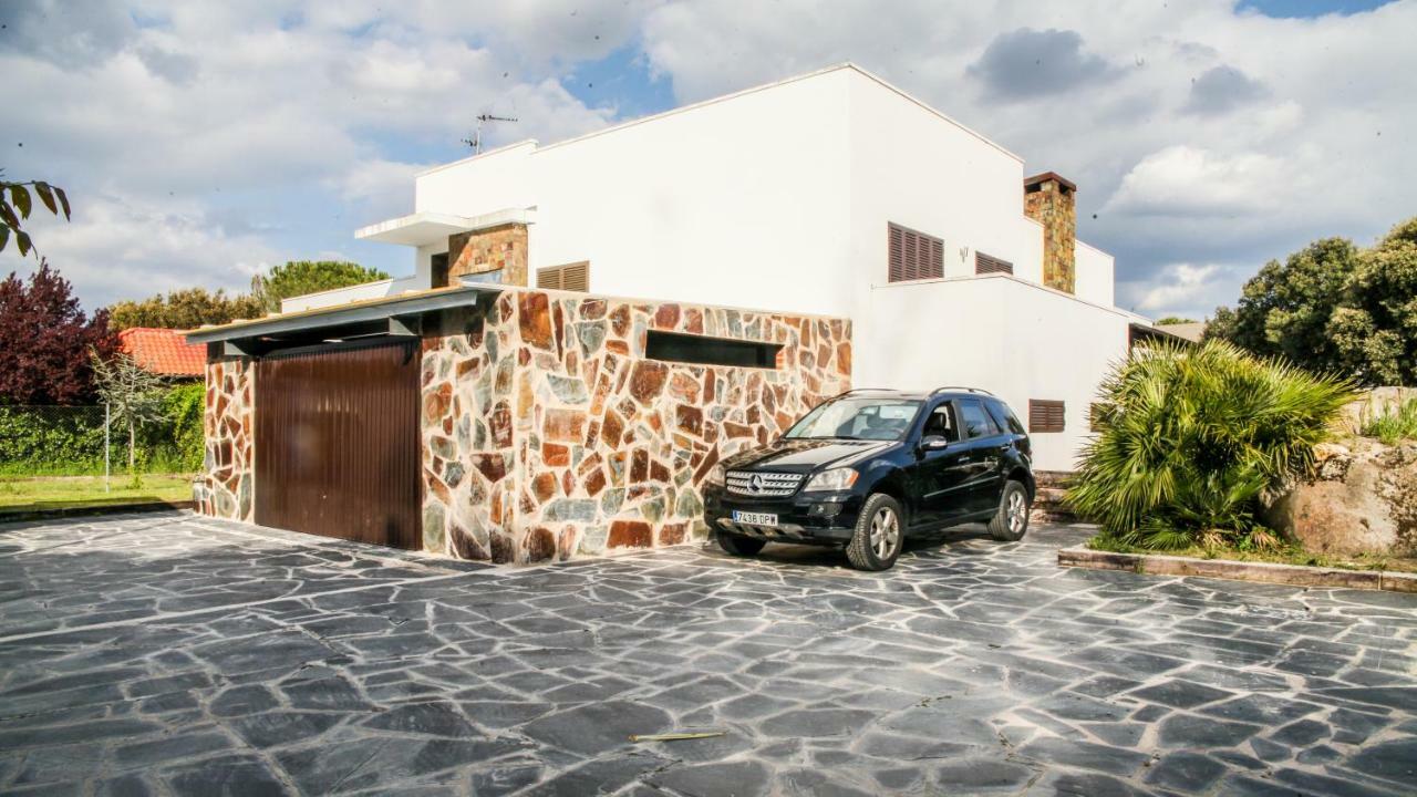 Villa La Roca Madrid Guadarrama Ngoại thất bức ảnh